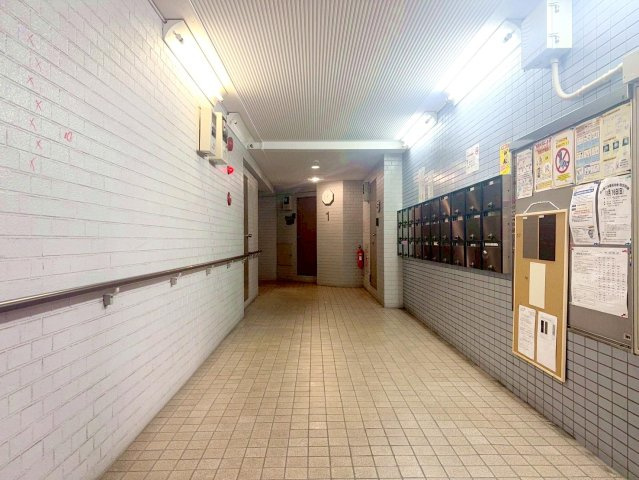 パーソナルハイツ飛鳥山のロビー