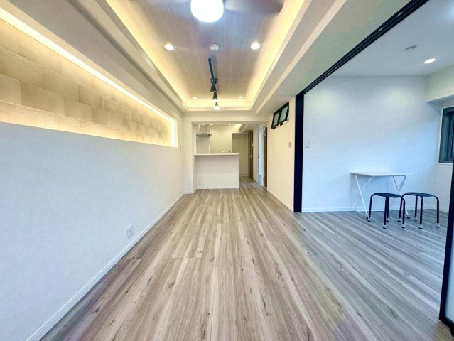 パーソナルハイツ飛鳥山の居間・リビング