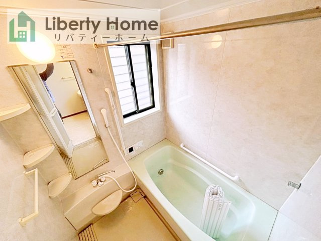 つくば市山中　中古戸建の浴室