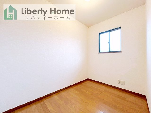 つくば市山中　中古戸建の洋室