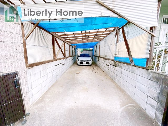つくば市山中　中古戸建の駐車場