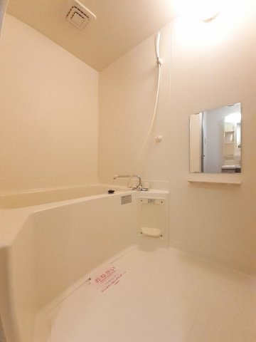 イノセントハウス　ＹＵＭＩの浴室|お風呂で日々の疲れを落としましょう