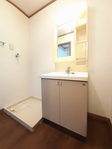 イノセントハウス　ＹＵＭＩの洗面所|使いやすい洗面所です