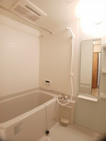 カルフールの浴室|お風呂で日々の疲れを落としましょう