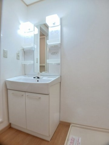 マリンシティＳＨＩＯＤＡ　Ｃの洗面所|洗面所です