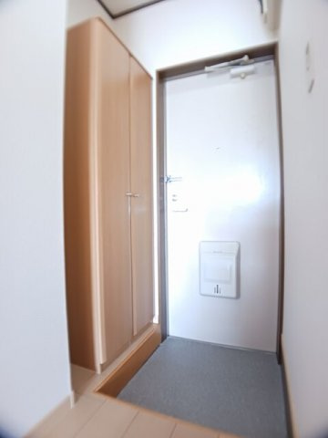 マリンシティＳＨＩＯＤＡ　Ｃの玄関|シンプルで使いやすい玄関です