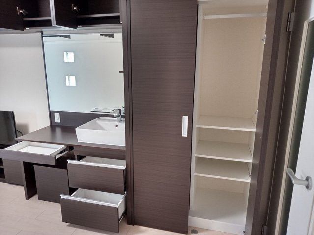 ミランダパームコートの内装|大きなクローゼットも有