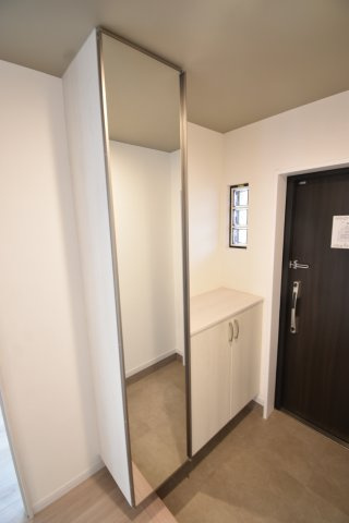 リーベスト南福岡の玄関