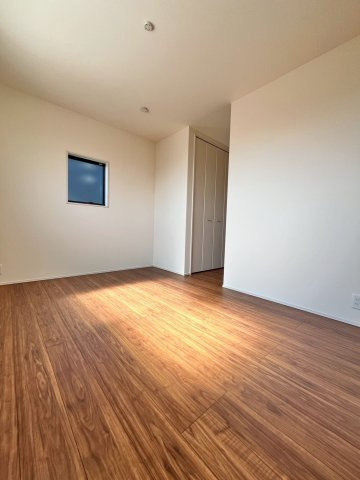 ●鈴鹿市池田町第6 新築戸建【全2棟】の洋室