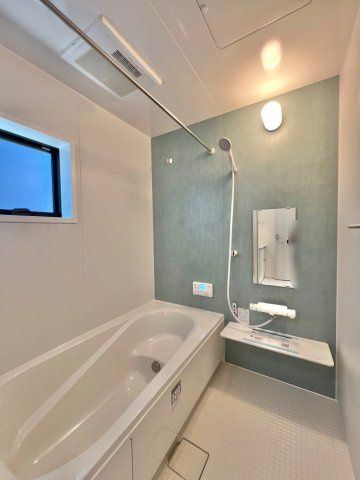 ●鈴鹿市池田町第6 新築戸建【全2棟】の浴室