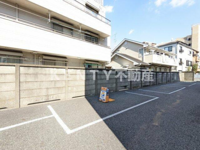 【駐車場】 | ガーデン荏原中延 | 駐車場完備です