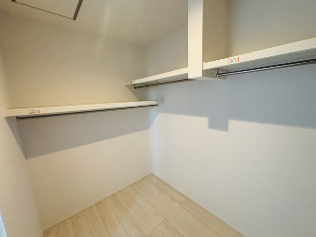 GRAFARE高浜市神明町2期｜名古屋市の戸建ならホームアップの収納|主寝室にはウォークインクローゼット