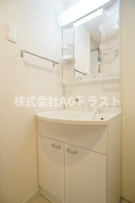 【独立洗面台】 | リブリ・8h4m