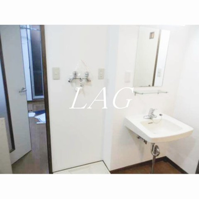 【洗面所】 | シンコウハイツ | 洗面台です。