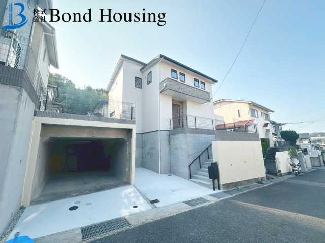 50坪以上で広々　つつじが丘1丁目　新築限定1棟の外観