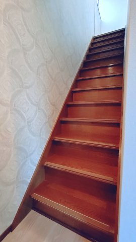 東大阪市御厨栄町2丁目　中古戸建の内装|2階から3階