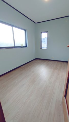 東大阪市御厨栄町2丁目　中古戸建の子供部屋