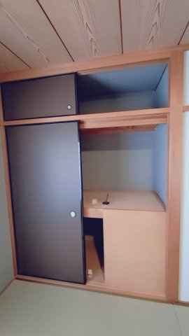 東大阪市御厨栄町2丁目　中古戸建の収納|和室