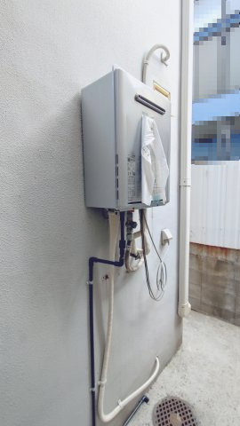 東大阪市御厨栄町2丁目　中古戸建の発電・温水設備