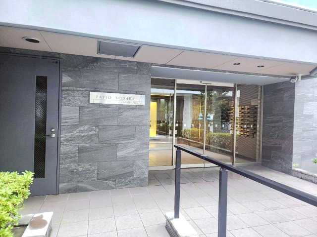 【エントランス】