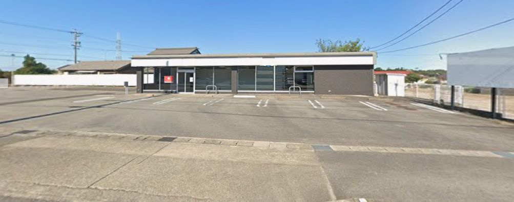 半田市岩滑西町4丁目　店舗の外観