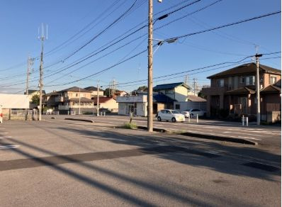 半田市岩滑西町4丁目　店舗の駐車場