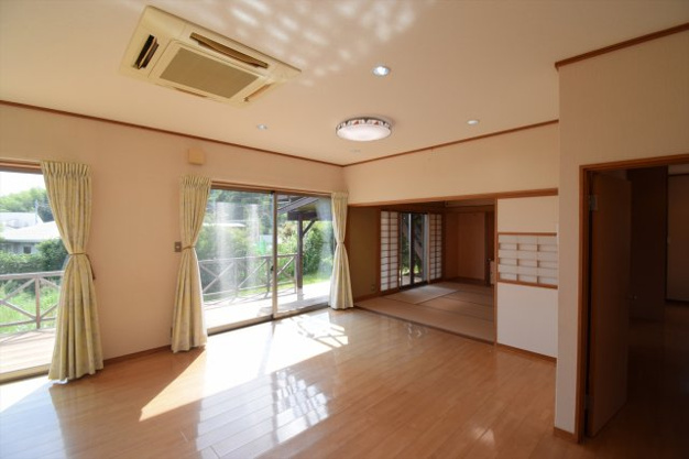 【居間・リビング】 | 伊東市富戸　戸建