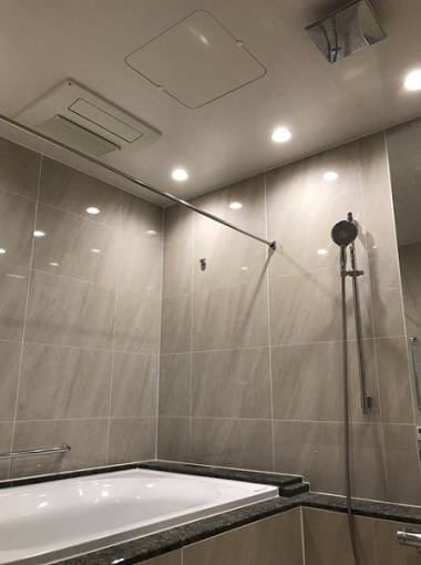 千代田区一番町の賃貸マンションの浴室