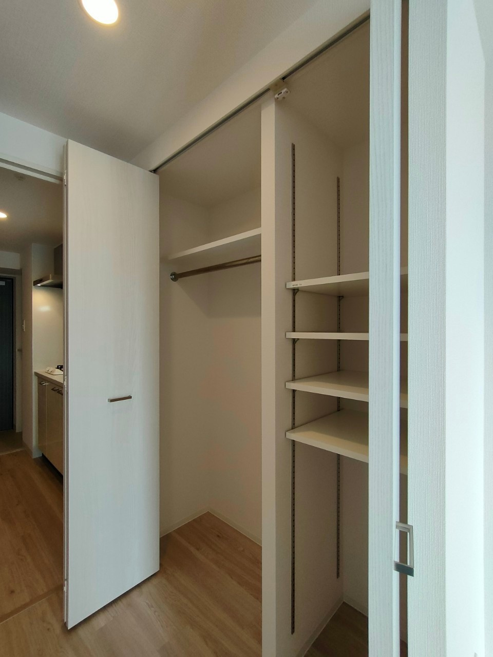 エスリード葵 広小路通　名古屋市賃貸　仲介手数料無料の収納