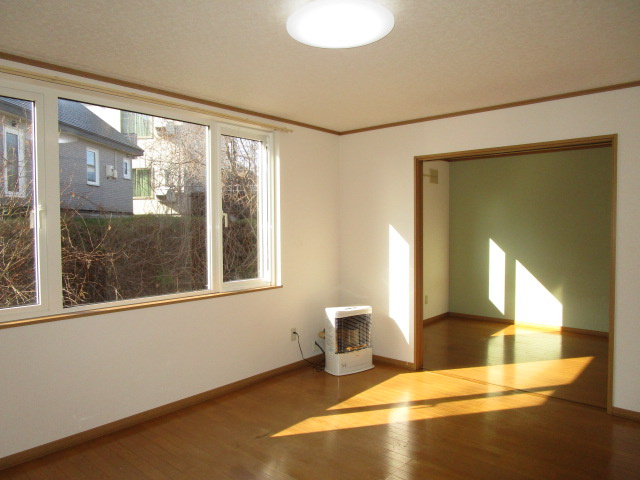 ハイツカネミⅡの居間・リビング