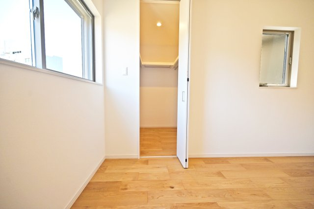 グランエスポワール中野北【全19区画】の洋室|洋室6.5帖。ウォークインクローゼット付のお部屋です。