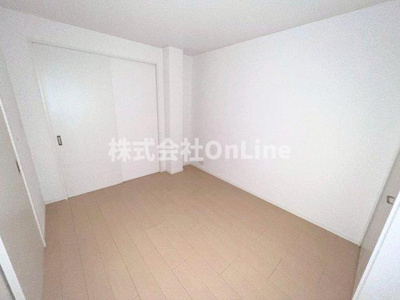 【洋室】 | ファヴォリート志紀南