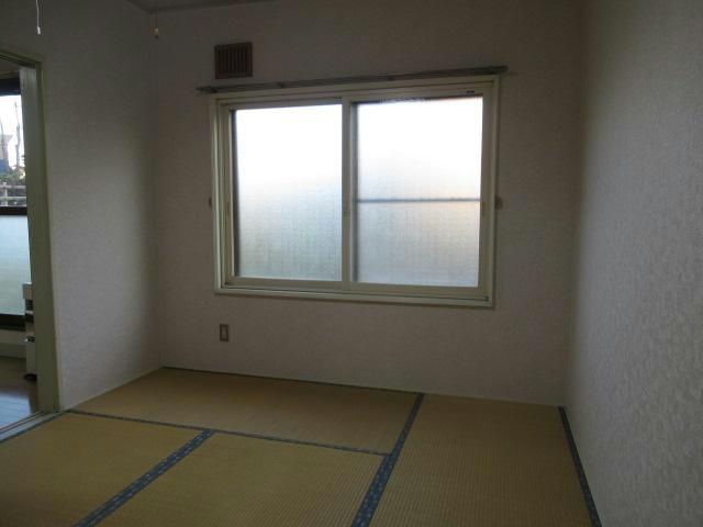 コーポ太陽の和室