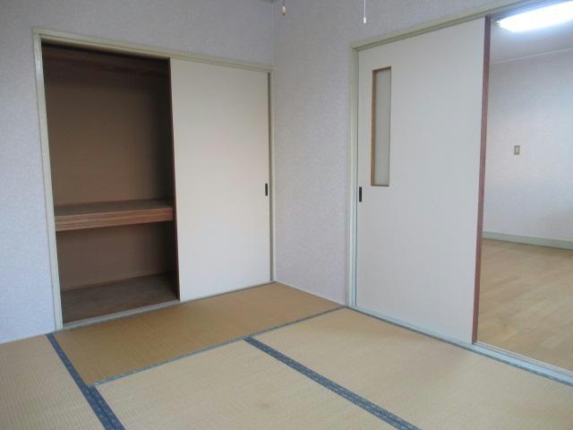 コーポ太陽の和室