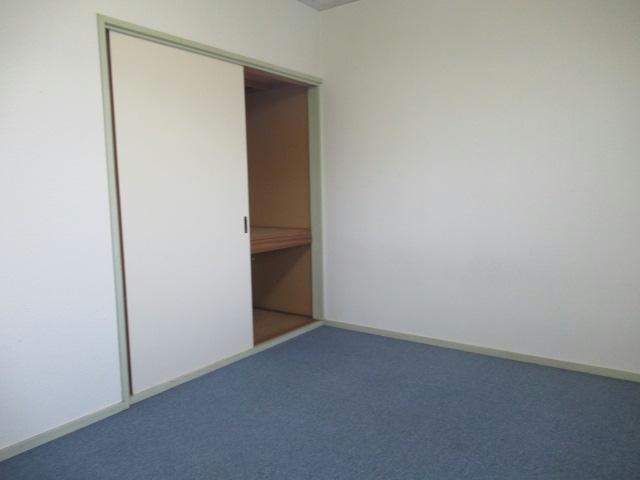 コーポ太陽の洋室