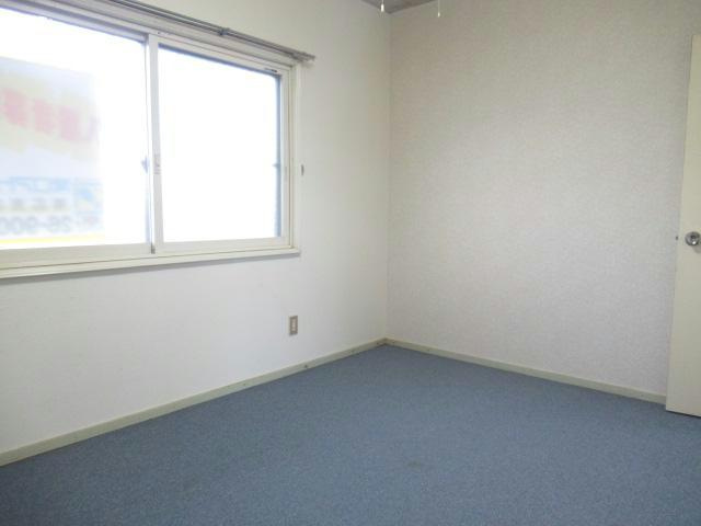 コーポ太陽の洋室