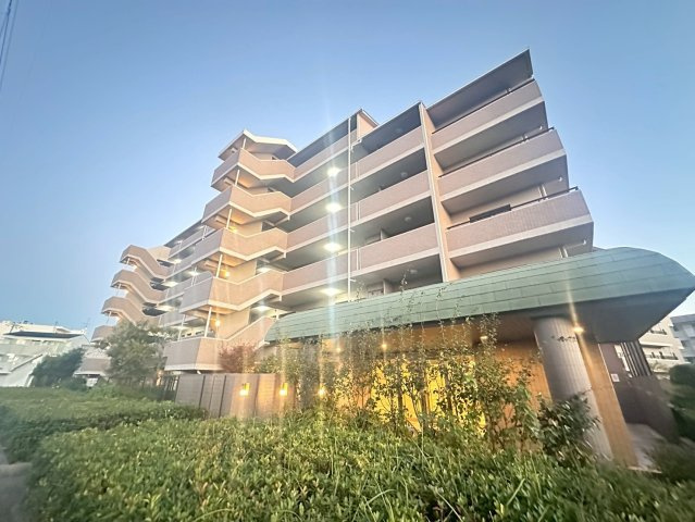 イトーピア茨木の外観