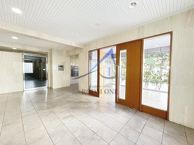 スカイコート品川御殿山EASTのその他共用部分|ロビーです。