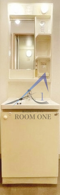 スカイコート品川御殿山EASTの洗面所|独立洗面台です。