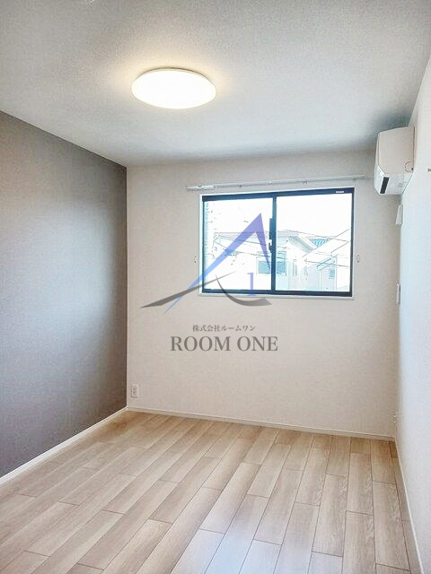 ルナ・クレインの寝室|寝室です。