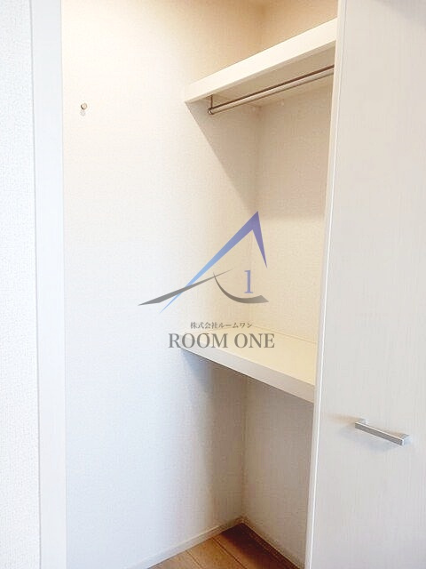 ルナ・クレインの収納|ウォークインクローゼットです。