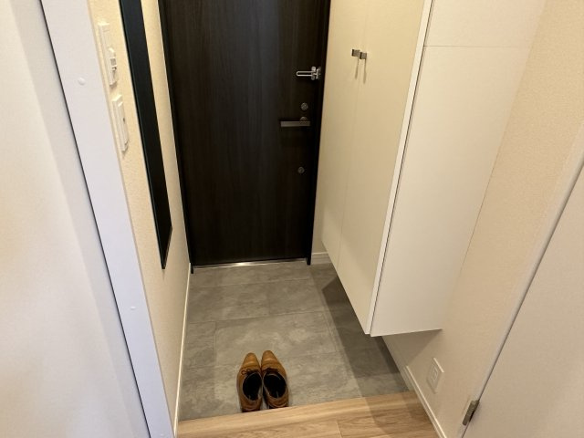 ブライト南台の玄関