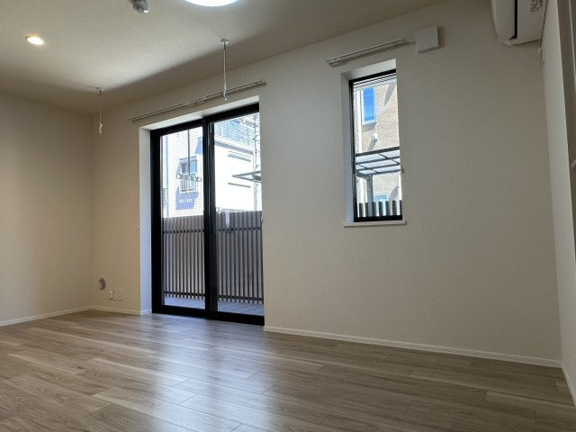 ブライト南台の居間・リビング