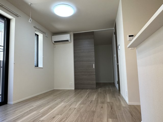 ブライト南台の居間・リビング