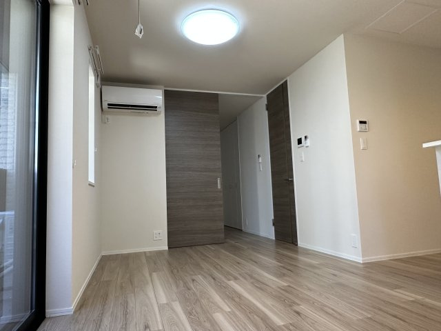 ブライト南台の居間・リビング