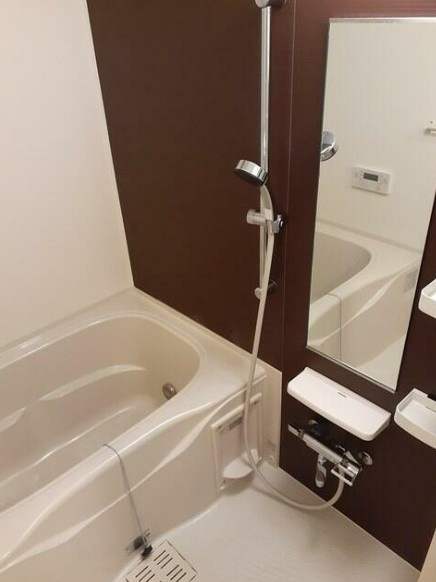 セシリアの浴室