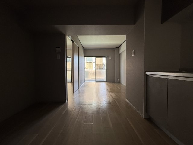 パルムハウス曽根の居間・リビング