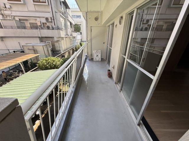 パルムハウス曽根のバルコニー