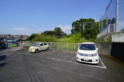 【駐車場】 | ラフィネート葛城