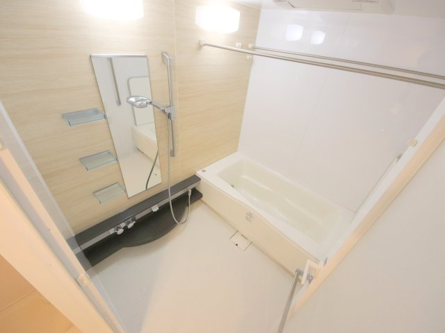 生駒市北新町の賃貸マンションの浴室